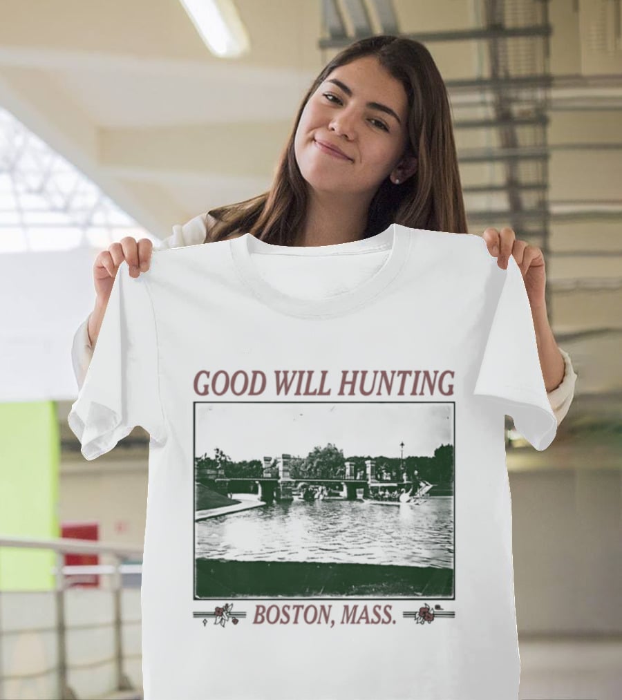 Good Will Hunting Boston Mass Matt Damon Urban River Scene T-Shirt