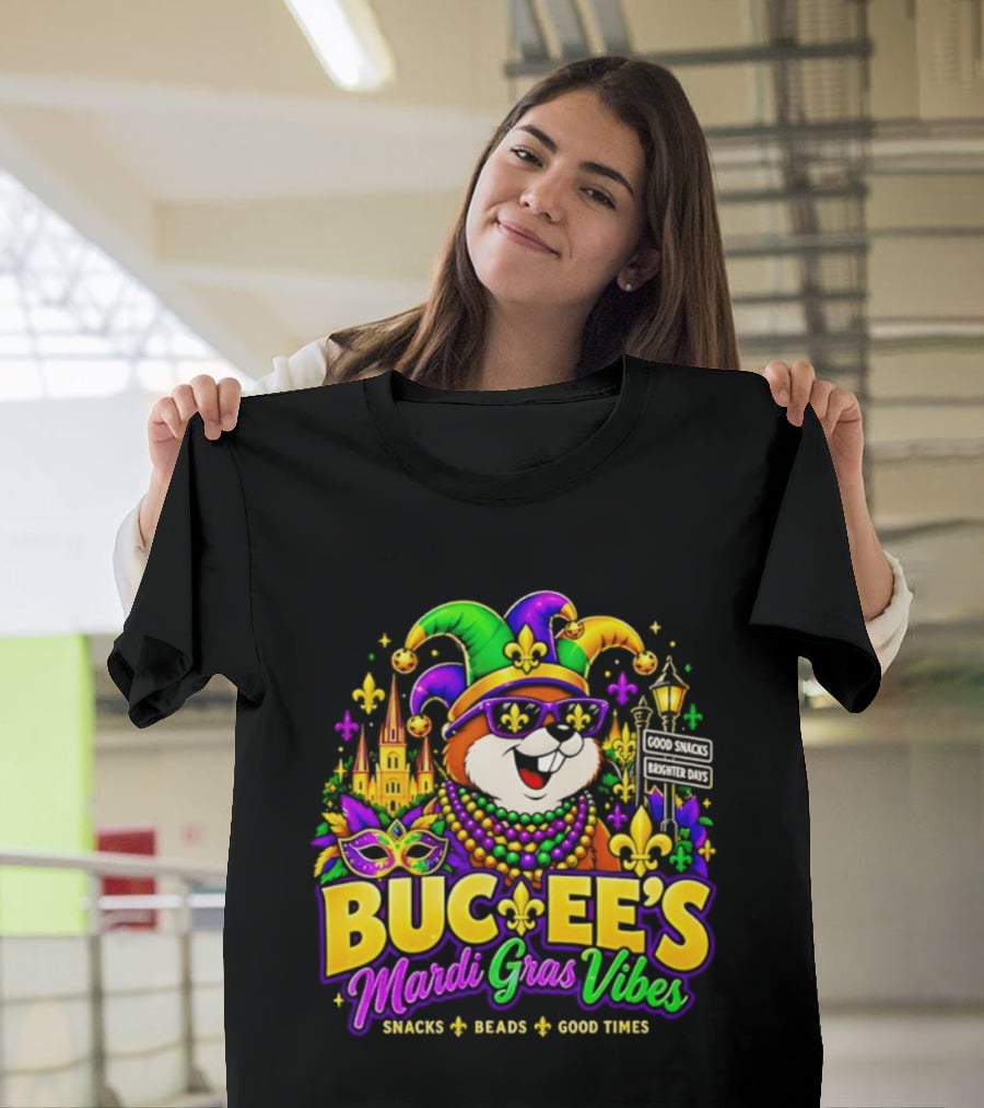 Buc Ee's Mardi Gras Vibes Snacks Beads Good Times T-Shirt
