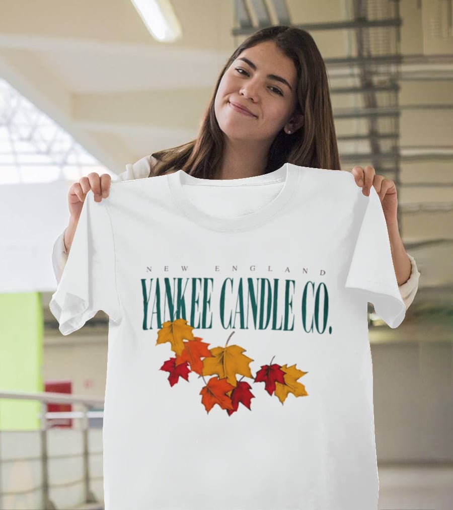New England Yankee Candle Co Fall Leaves Autumn T-Shirt