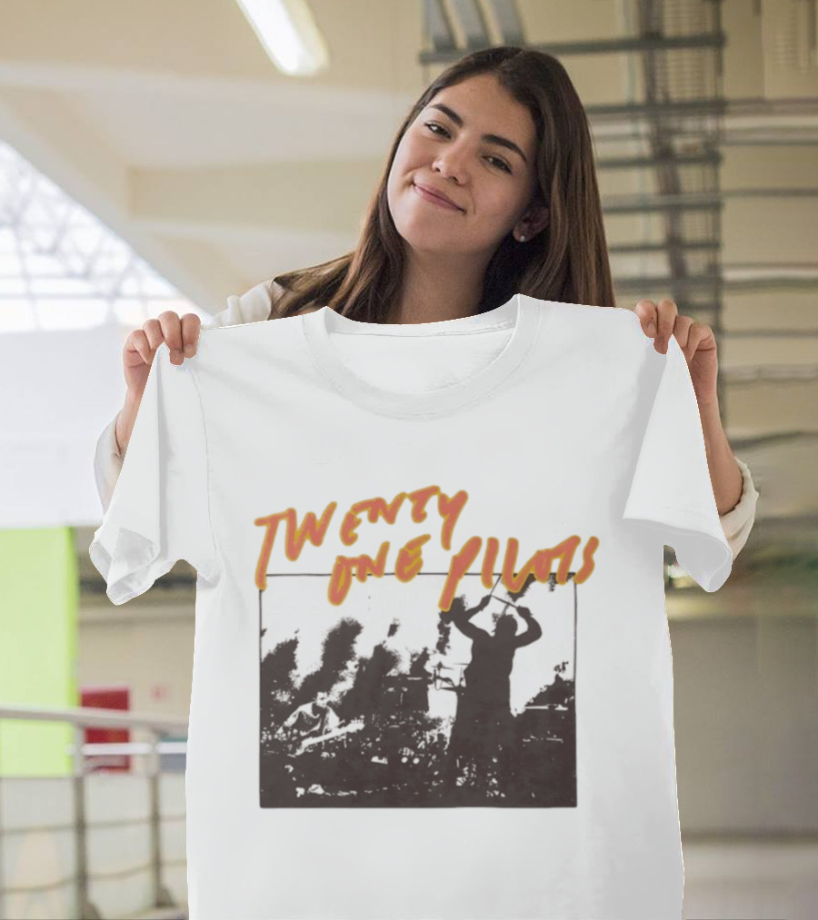 Twenty One Pilots Live Photo Silhouette Drummer Stage Performance T-Shirt