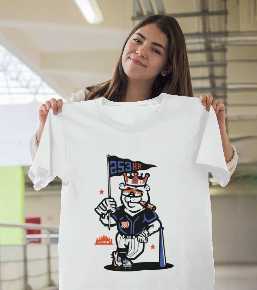 Pete Alonso New York Mets Polar Bear 253 HR Cigar King T-Shirt