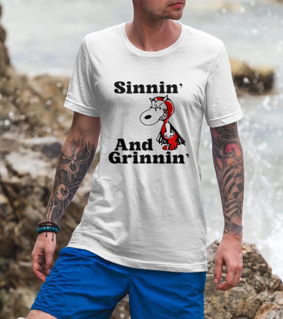Sinnin' And Grinnin' Snoopy Devil Peanuts Cartoon T-Shirt