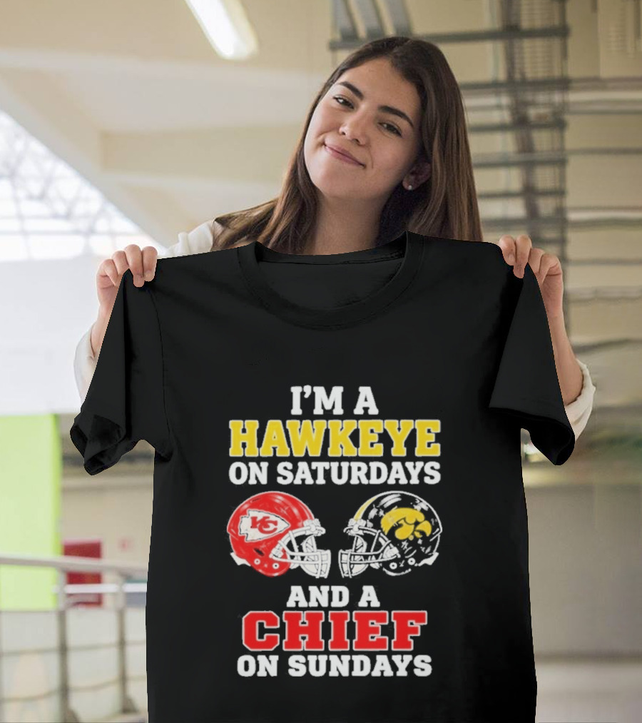 I'm A Hawkeye On Saturdays And A Chief On Sundays Helmet Head To Head T-Shirt