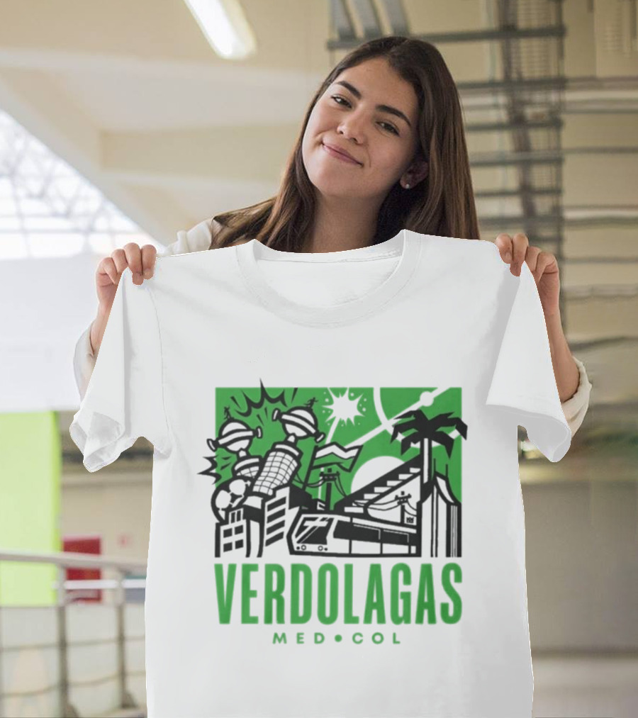 Verdolagas Med Col Medellín Paisa Culture Soccer Skyline Palm Trees T-Shirt