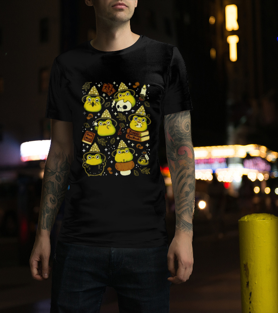 Witchy Froggy Spellbook Black Magic Poison Wizard Hat Mushrooms Potion Bottles T-Shirt