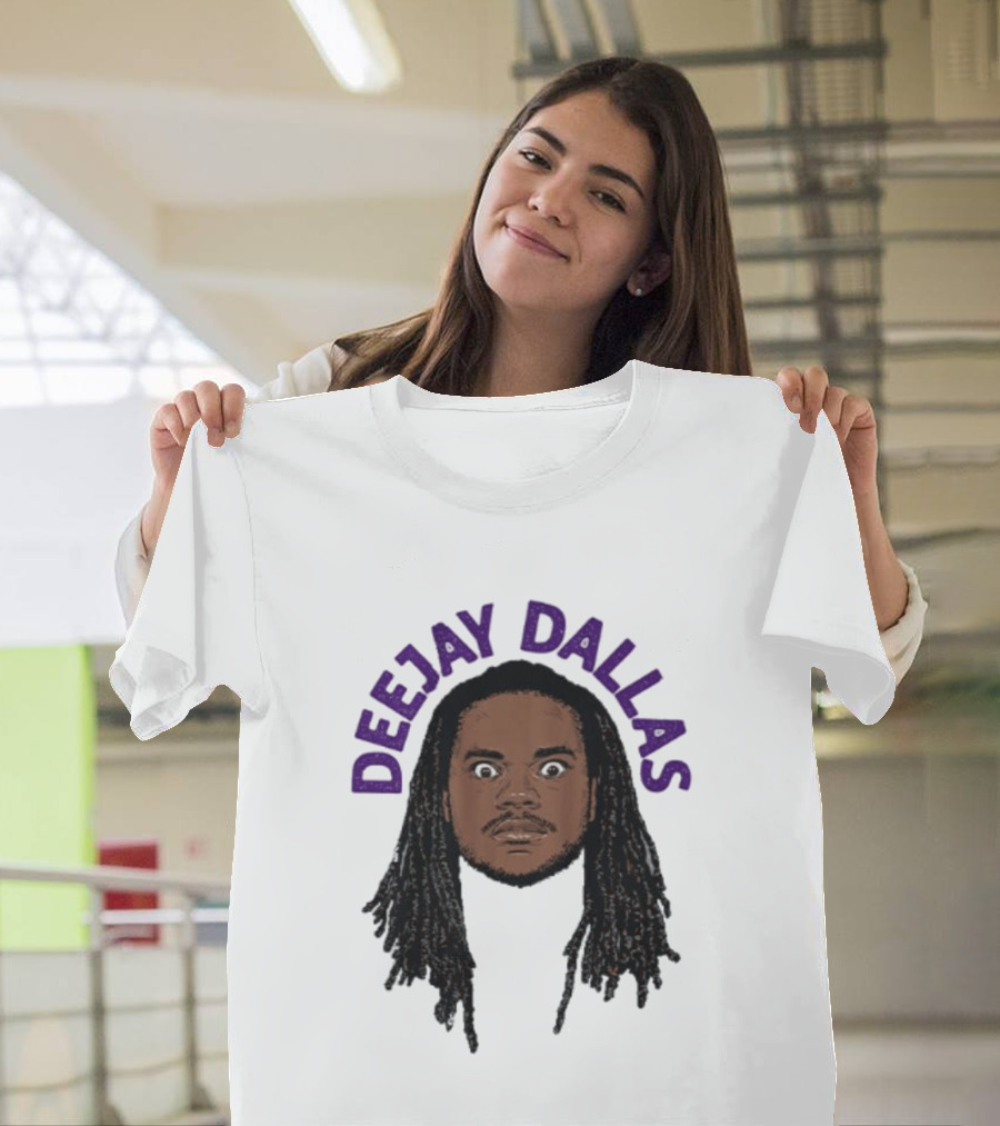 DeeJay Dallas Headshot Illustration Minnesota Football T-Shirt