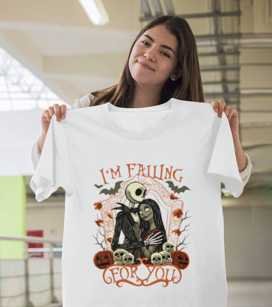 I'm Falling For You The Nightmare Before Halloween Jack And Sally Halloween Pumpkins Skulls Bats T-Shirt