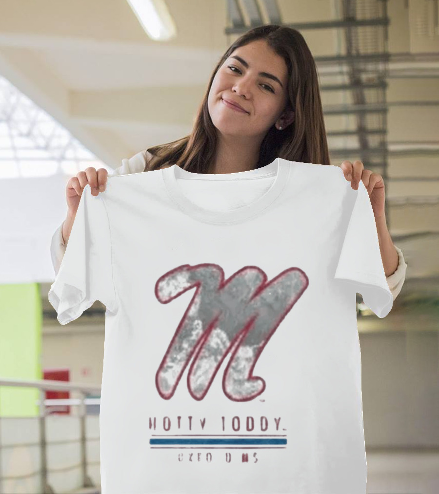 Ole Miss Hotty Toddy M Realtree Camo 2026 T-Shirt