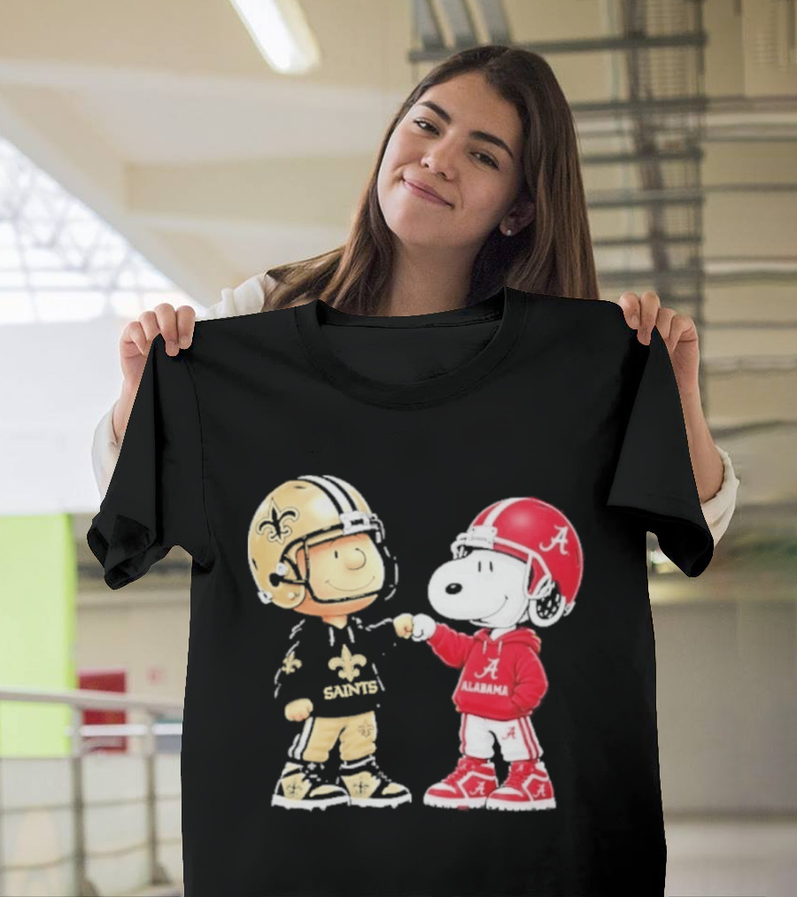 Charlie Brown Saints Snoopy Alabama Fist Bump Football T-Shirt