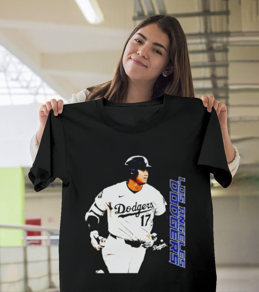 Shohei Ohtani Los Angeles Dodgers MLB Swing 17 T-Shirt