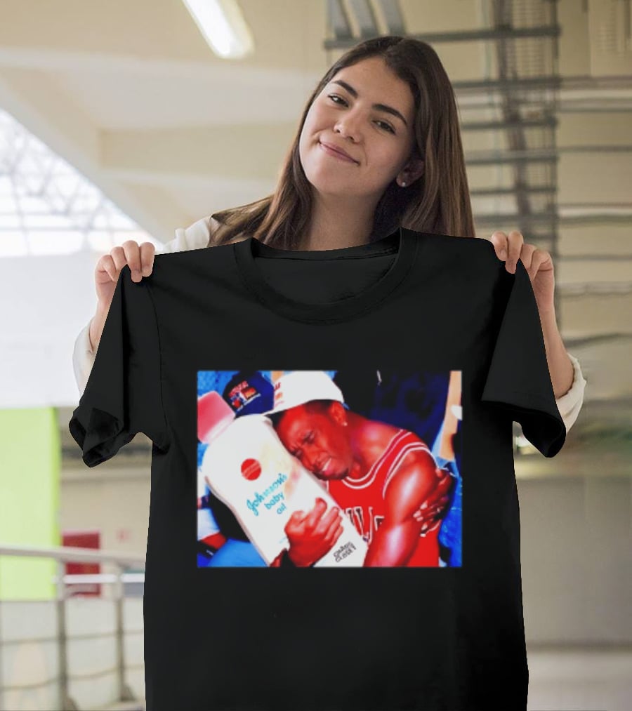 Sean Diddy Combs Johnson's Baby Oil Chicago Bulls Hugging Moment T-Shirt