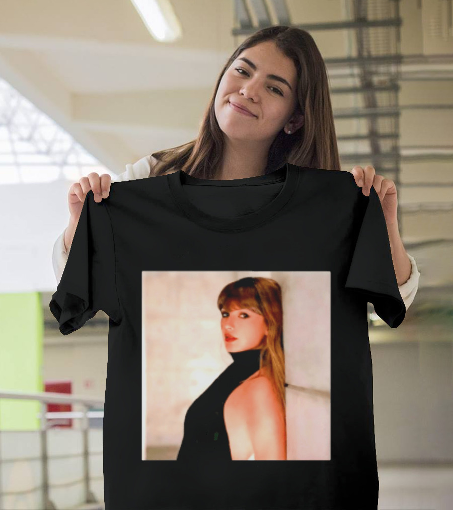 I'm Sorry, I Don't Know Who This Is Based On The Image Alone. T-Shirt