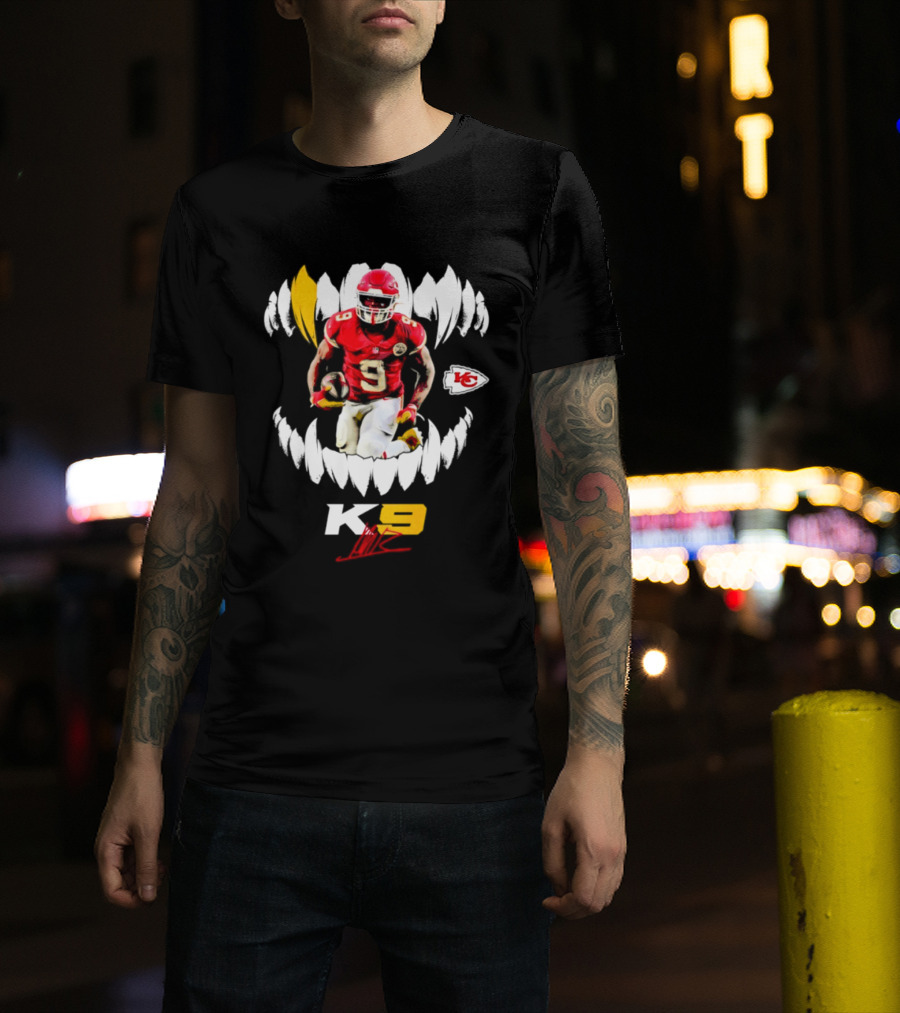 Kansas City Chiefs K9 Kenneth Walker III Football Teeth T-Shirt