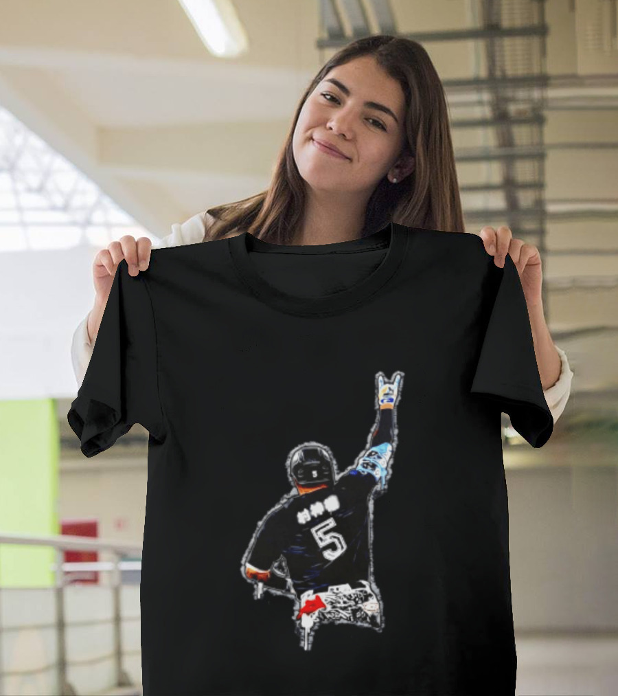 Munetaka Murakami Tokyo Yakult Swallows Jersey Number 5 Baseball Player Celebration T-Shirt