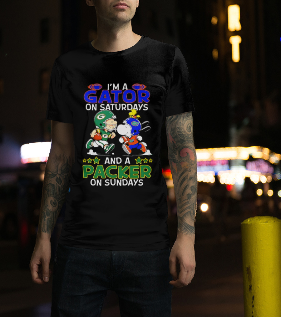 I'm A Gator On Saturdays And A Packer On Sundays Peanuts Football Charlie Brown Snoopy T-Shirt