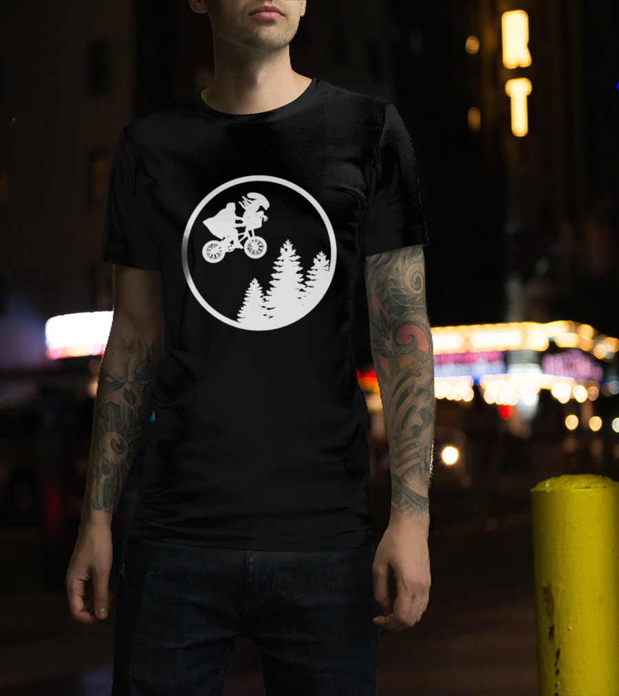 Alien On Bicycle With Trees In Circle Flying Scene 2026 T-Shirt