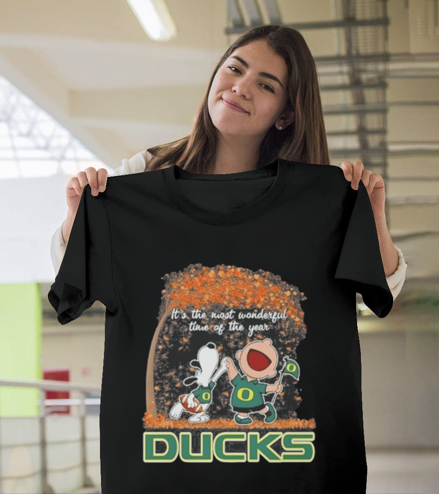 Oregon Ducks Snoopy Charlie Brown Most Wonderful Time 2026 T-Shirt