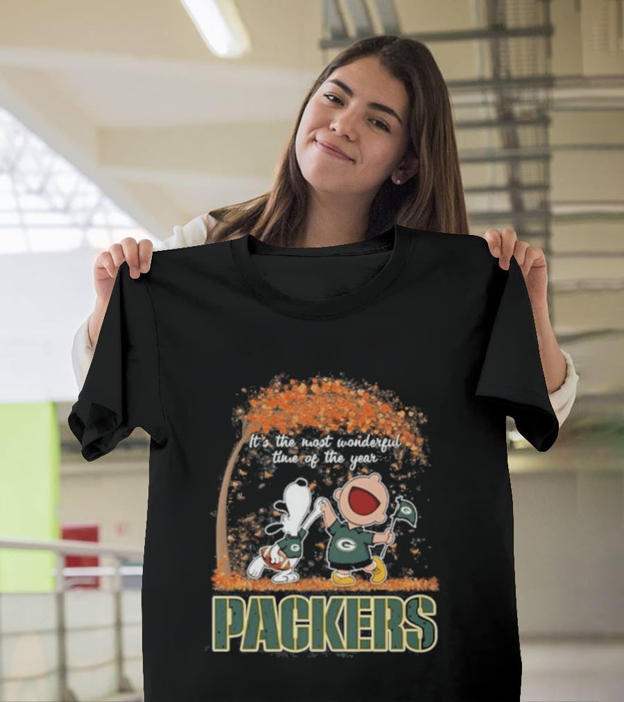 Green Bay Packers Snoopy Charlie Brown Dancing Autumn Leaves 2026 Most Wonderful Time T-Shirt