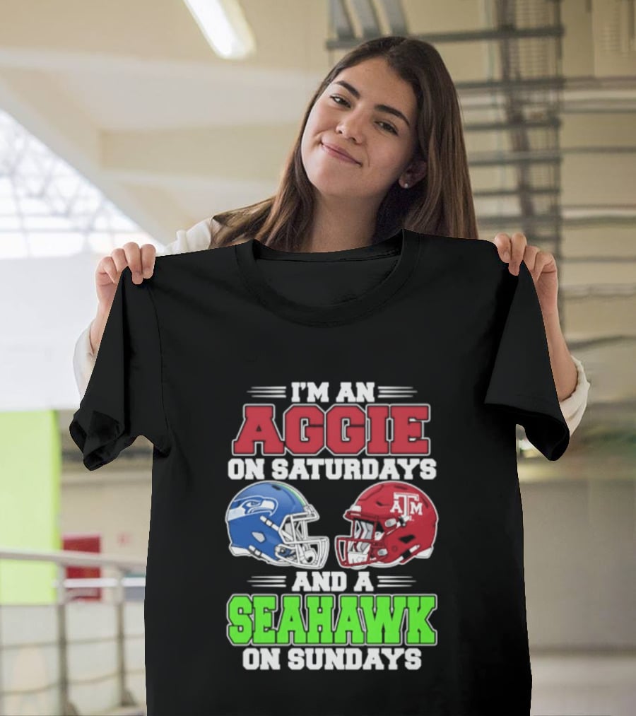 I'm An Aggie On Saturdays And A Seahawk On Sundays Football Helmets T-Shirt