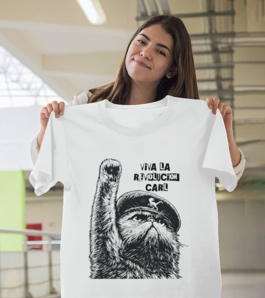 Viva La Revolución Carl Revolutionary Cat Uplifted Paw T-Shirt