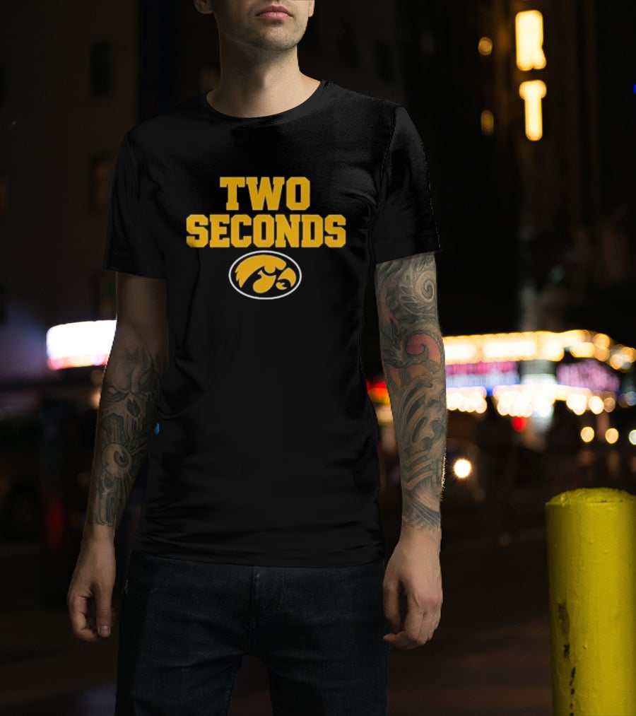 Iowa Hawkeyes Two Seconds Game Winning Final Play NCAA 2026 T-Shirt