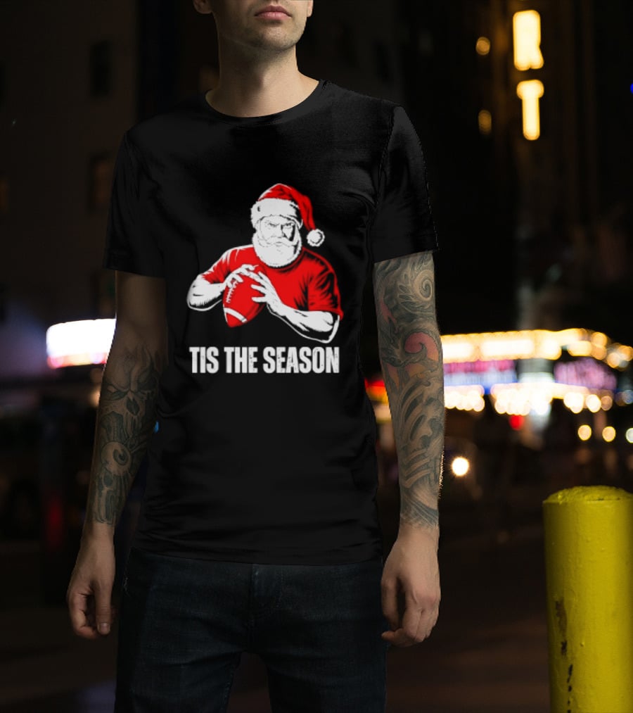 Santa Claus Playing Football Tis The Season Christmas 2026 T-Shirt