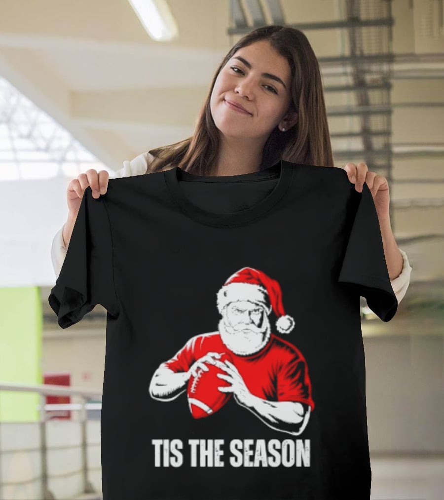 Santa Claus Playing Football Tis The Season Christmas 2026 T-Shirt