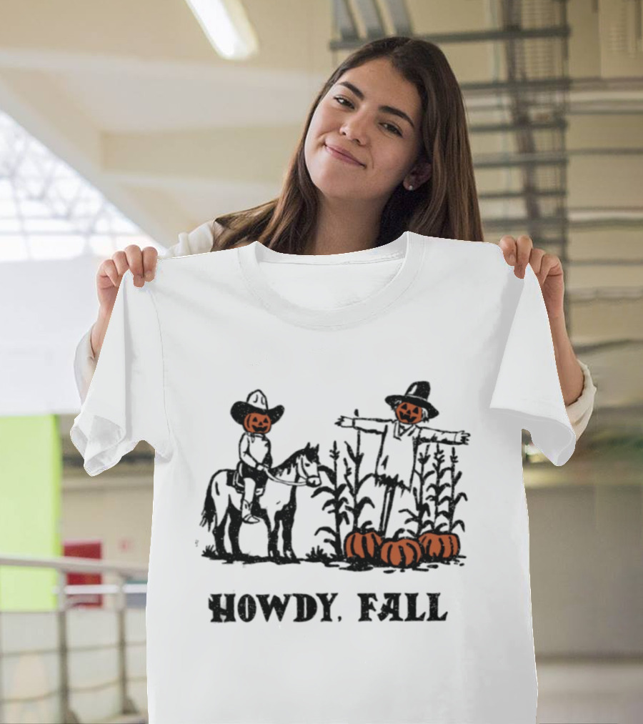 Howdy Fall Pumpkin Cowboy Scarecrow Autumn Horse Cornfield Patch T-Shirt
