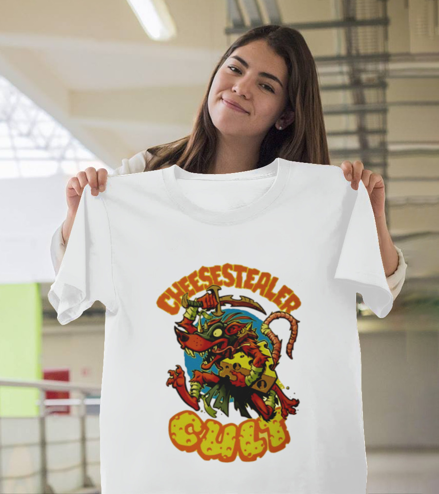 Cheesestealer Cult Rat With Cheese Halloween Fantasy T-Shirt