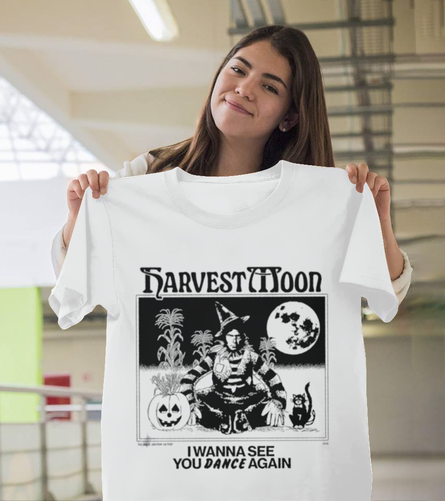 Harvest Moon I Wanna See You Dance Again Halloween Full Moon Pumpkin Cat Scene T-Shirt
