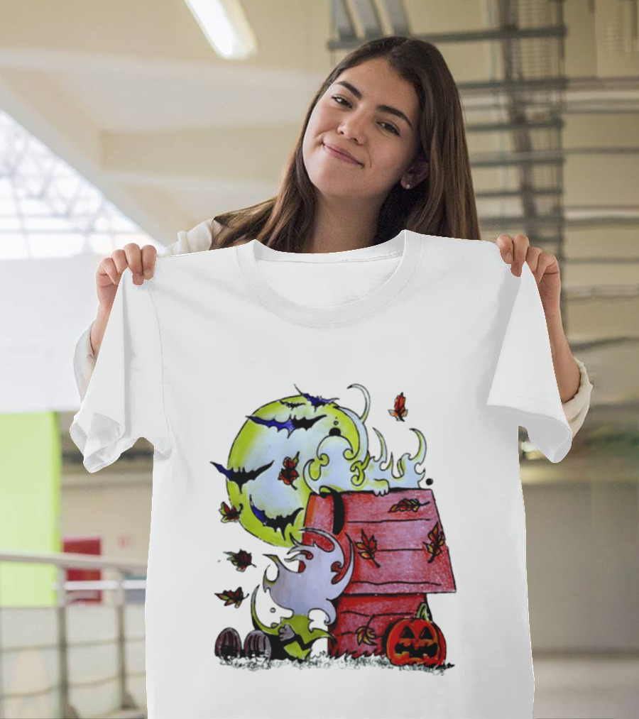 Snoopy Halloween Peanuts Moon Pumpkin Bats And Leaves T-Shirt