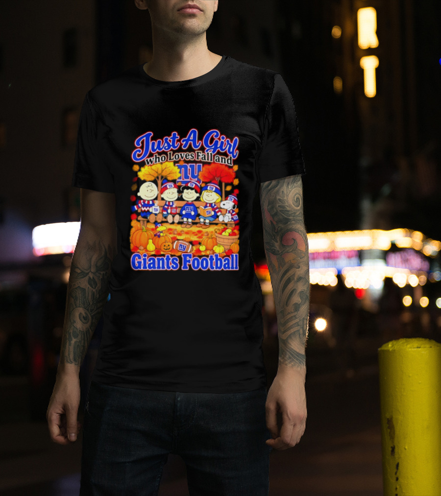 Just A Girl Who Loves Fall And Giants Football New York Peanuts Christmas T-Shirt