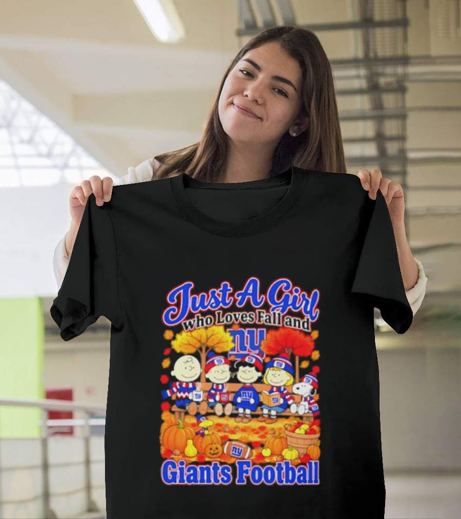 Just A Girl Who Loves Fall And Giants Football New York Peanuts Christmas T-Shirt