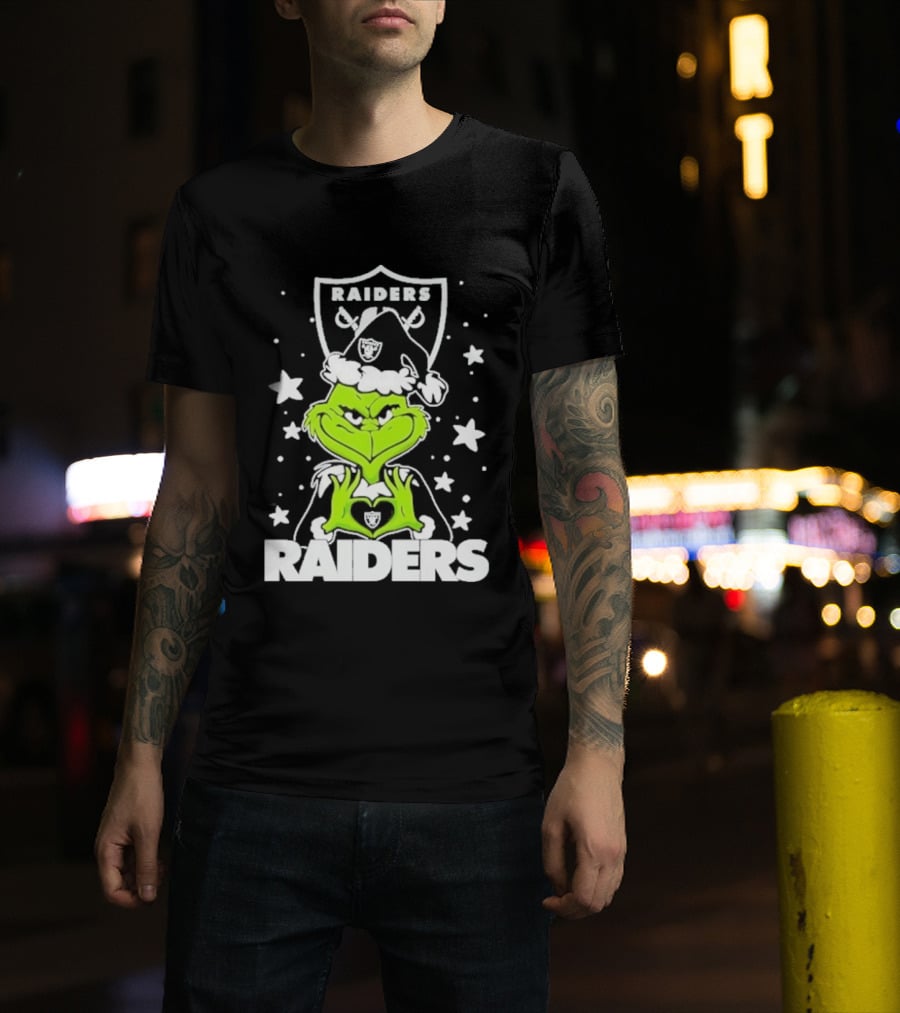 Las Vegas Raiders Grinch Love Hands Christmas Football 2026 T-Shirt