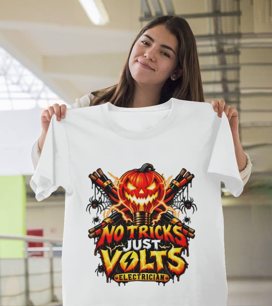 No Tricks Just Volts Electrician Pumpkin Halloween T-Shirt