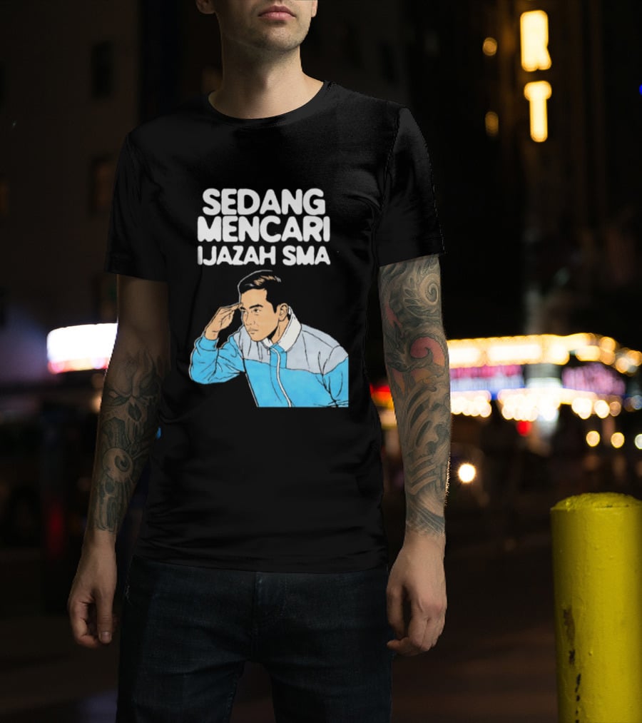 Sedang Mencari Ijazah SMA Man In Blue Jacket Visual T-Shirt