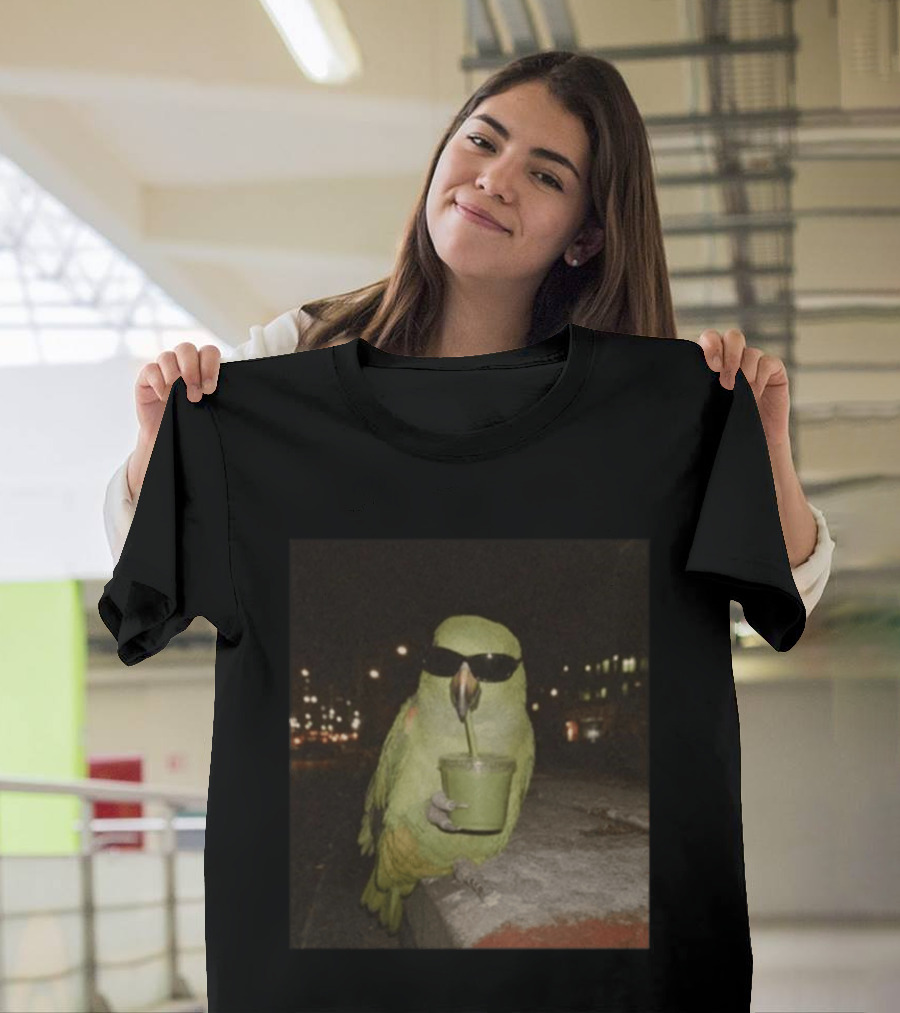 Parrot Wearing Sunglasses Enjoying Green Smoothie At Night T-Shirt