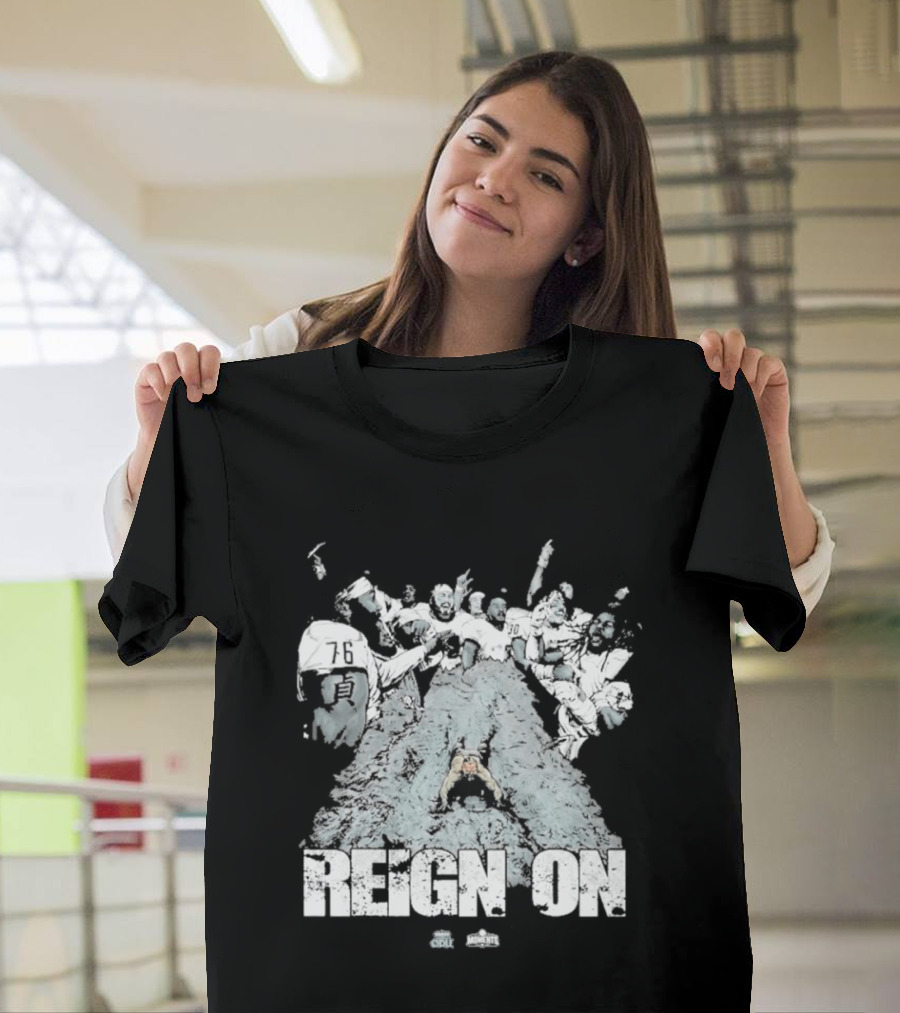 Old Dominion Football Reign On Splash Helmet 2023 T-Shirt
