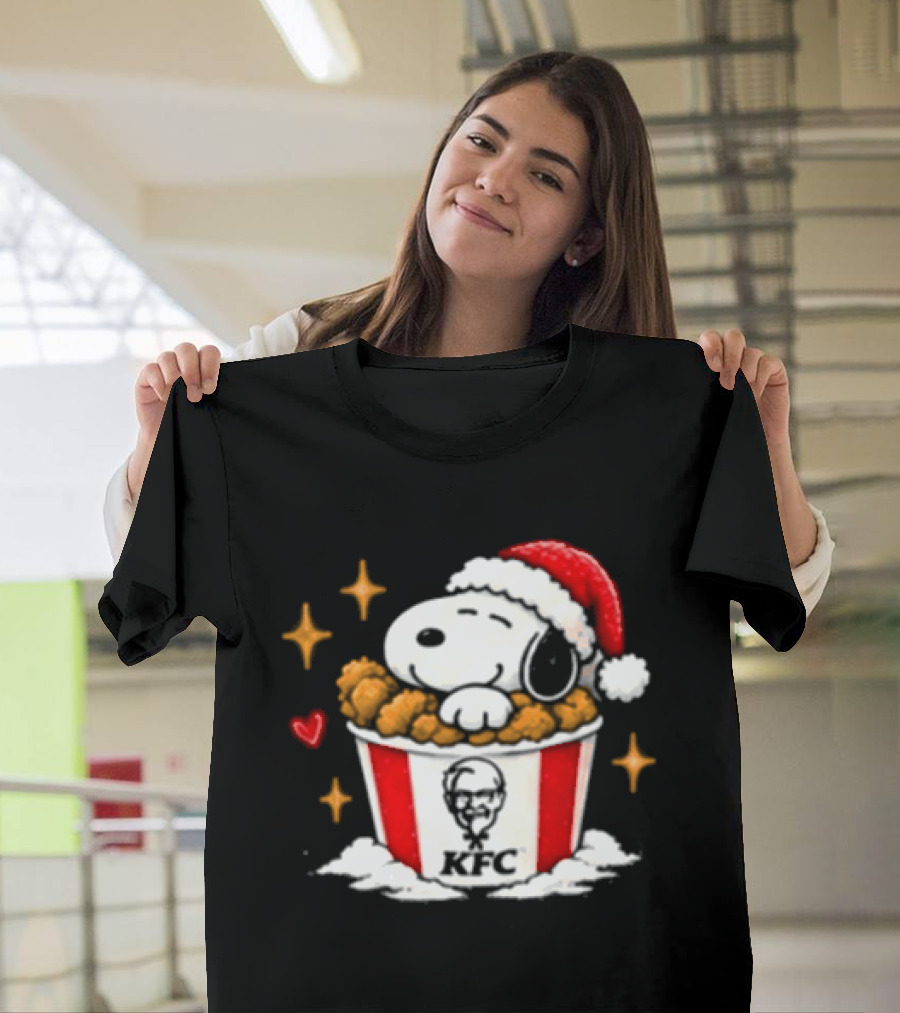KFC Snoopy Christmas Chicken Bucket Holiday Special For Chicken Lovers T-Shirt