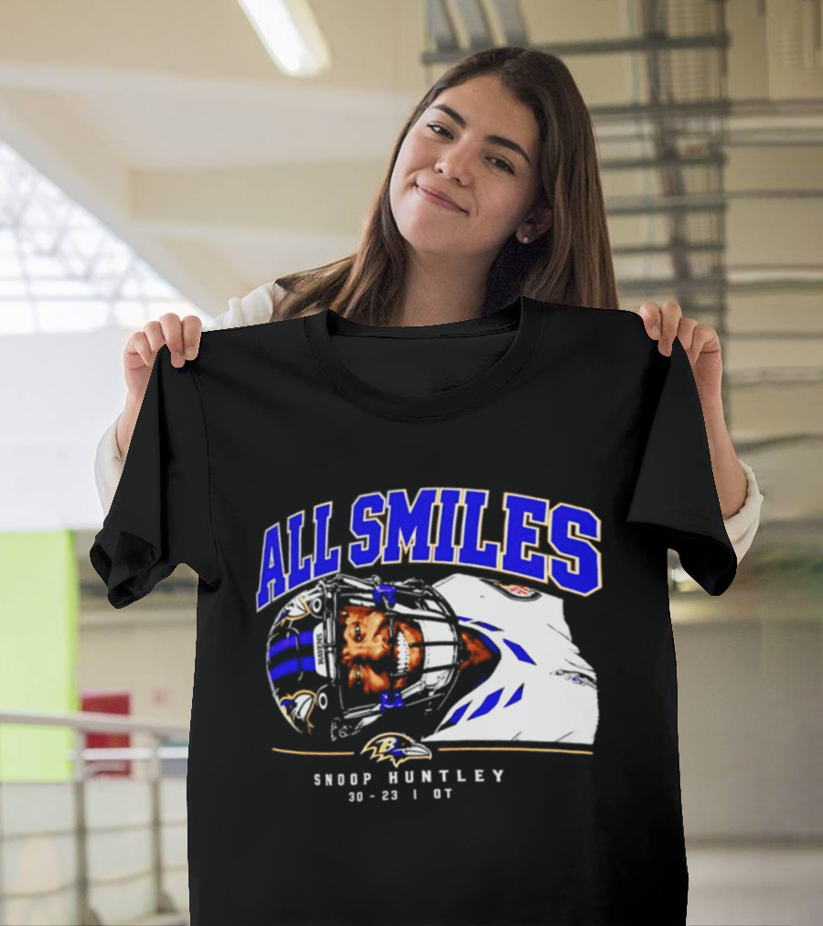 All Smiles Snoop Huntley 10 23 21 OT Baltimore Ravens T-Shirt