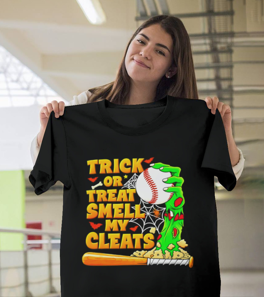Trick Or Treat Smell My Cleats Zombie Hand Baseball Bat Halloween T-Shirt