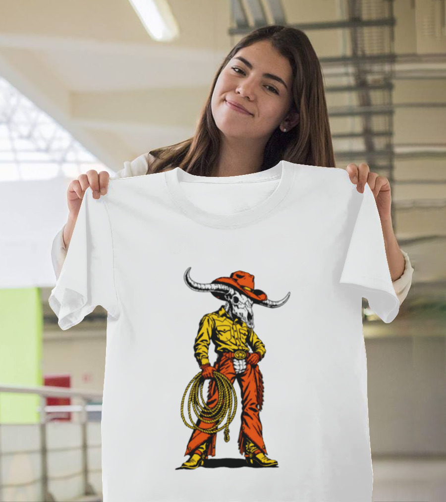 Cowboy Bull Skull With Roping Lasso Western Rodeo Skeleton T-Shirt