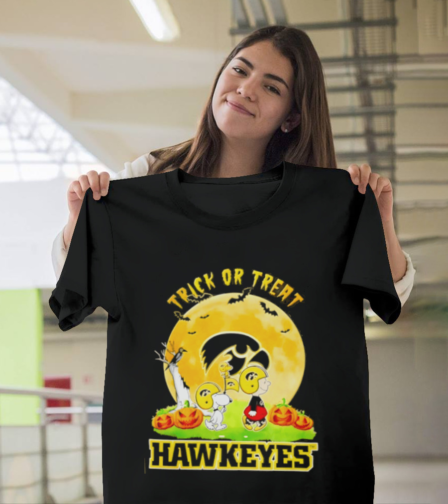 Halloween Trick Or Treat Hawkeyes Peanuts Abbey Road 2026 T-Shirt