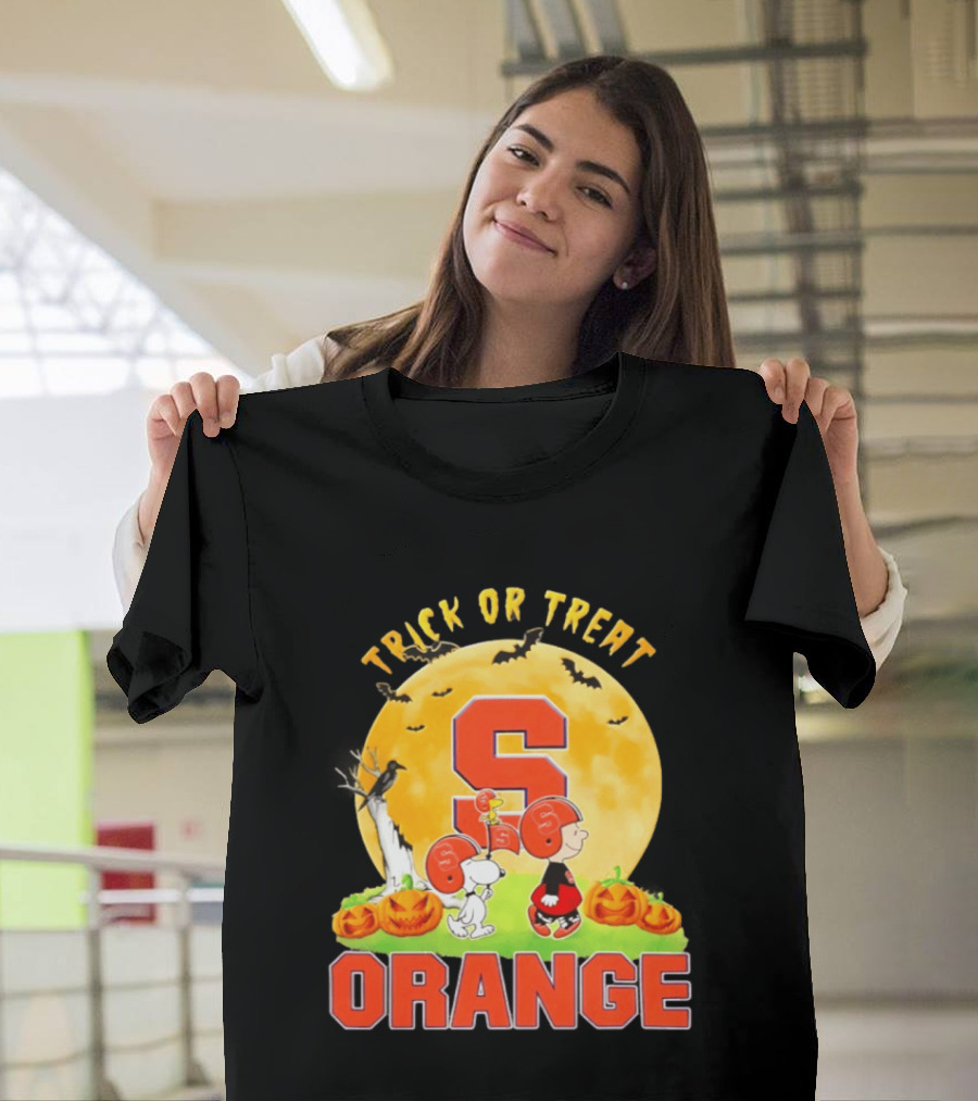 Syracuse Orange Peanuts Trick Or Treat Halloween 2026 T-Shirt
