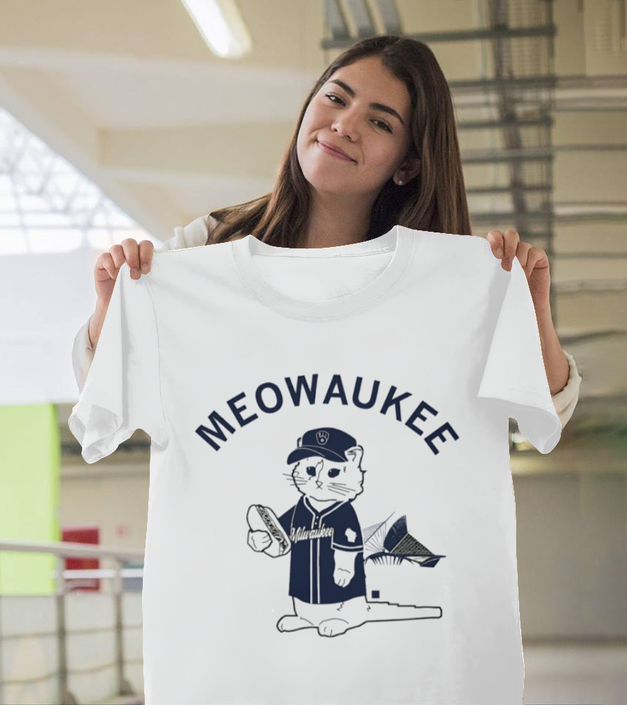 Meowaukee Brew Crew Baseball Cat Milwaukee Brewers Fan T-Shirt