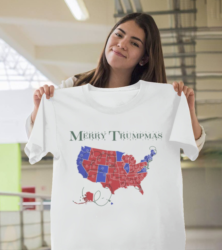 Merry Trumpmas Map Holiday Christmas USA Red Blue States T-Shirt