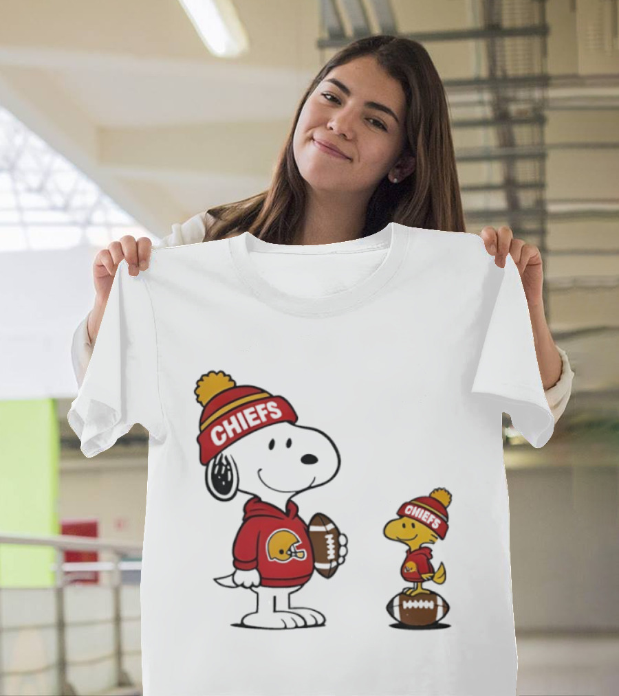 Kansas City Chiefs Snoopy Woodstock NFL Football Fan Gear T-Shirt