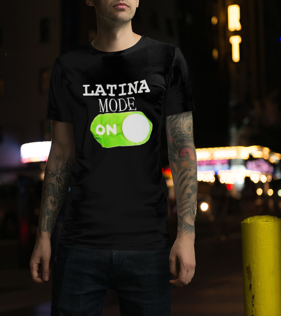 Latina Mode On Switch Green Circle T-Shirt
