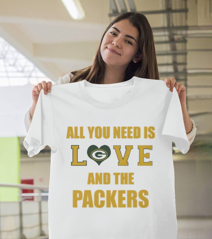 All You Need Is Love Heart Green Bay Packers T-Shirt