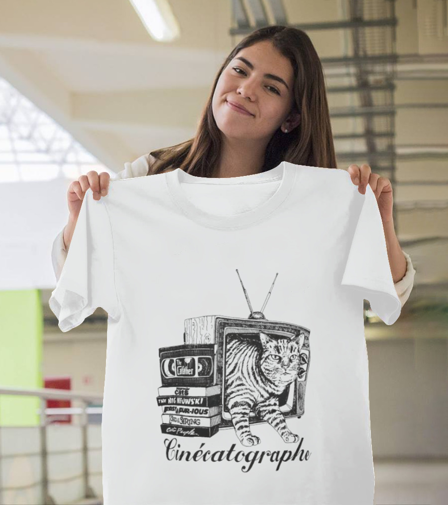 Cinécatographe Cat TV With Retro Television And Books T-Shirt